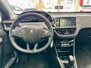 Peugeot 208 Active 1.2  Kamera Pano SHZ Bluetooth Tempom - bilder 11