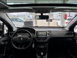 Peugeot 208 Active 1.2  Kamera Pano SHZ Bluetooth Tempom - bilder 14
