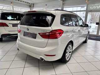 BMW 218 d Advantage Aut. LED NAVI PDC Tempomat - foto 8