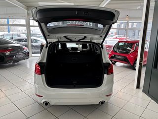 BMW 218 d Advantage Aut. LED NAVI PDC Tempomat - foto 7