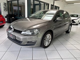 Volkswagen Golf VII 1,2 TSI Cup BMT Navi PDC Bluetooth SHZ - bilder 1