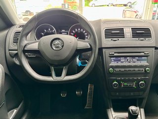 Skoda Yeti Monte Carlo 1.2 TSI BiXenon Navi PDC Tempom - bilder 12