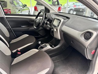 Toyota AYGO aut. x-play touch Kamera USB Bluetooth Klim - bilder 19