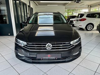 Volkswagen Passat Variant Business 1.5 TSI LED NAVI ACC PDC - photo 2