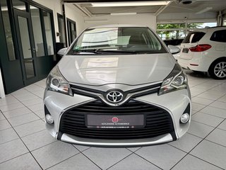 Toyota Yaris Edition-S 1,3l Aut. Kamera Bluetooth - photo 2