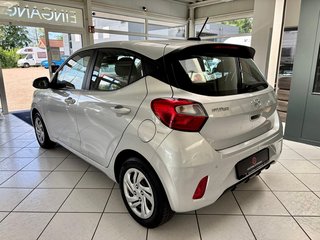Hyundai i10 Select 1,0  PDC SHZ Bluetooth - bilder 5