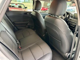 Kia Ceed 1.4 T-GDI Spirit  LED Navi JBL Memory - bilder 17