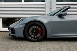 Porsche 992 Carrera 4 GTS Cabrio 1. Hand - photo 30
