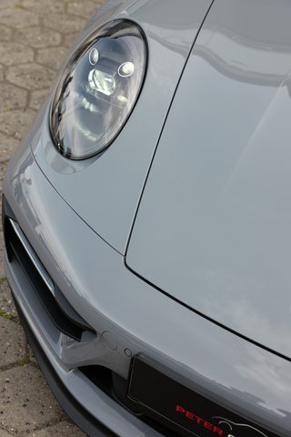 Porsche 992 Carrera 4 GTS Cabrio 1. Hand - photo 25