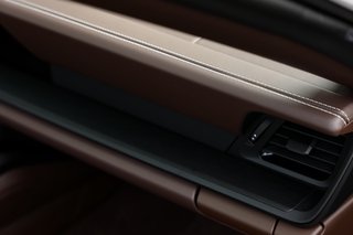 Porsche 992 Carrera 4 GTS Cabrio 1. Hand - photo 12