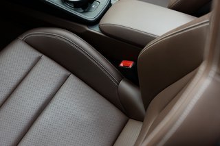 Porsche 992 Carrera 4 GTS Cabrio 1. Hand - photo 14