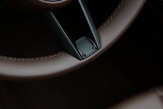 Porsche 992 Carrera 4 GTS Cabrio 1. Hand - photo 22