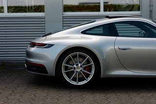 Porsche 992 Carrera S Coupé - photo 22
