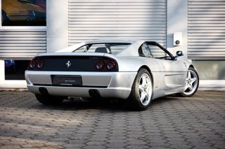 Ferrari GTS Schaltgetriebe - bilder 8