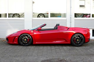 Ferrari F430 Spider F1 Scuderia-Look - bilder 3