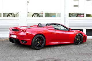Ferrari F430 Spider F1 Scuderia-Look - bilder 5