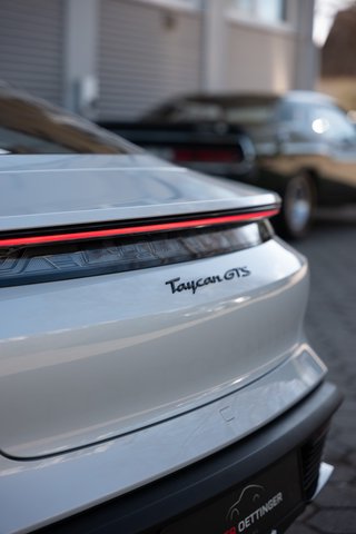 Porsche Taycan GTS Race-Tex - foto 25