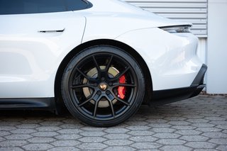 Porsche Taycan GTS Race-Tex - foto 27