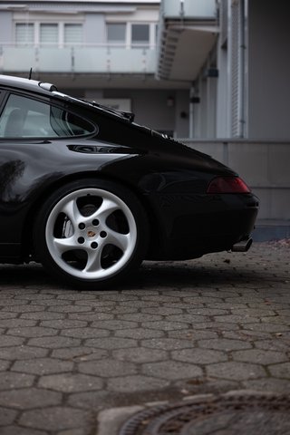 Porsche 993 Carrera 4 Coupé - photo 21