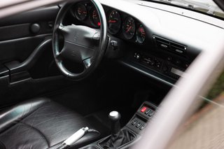 Porsche 993 Carrera 4 Coupé - photo 10