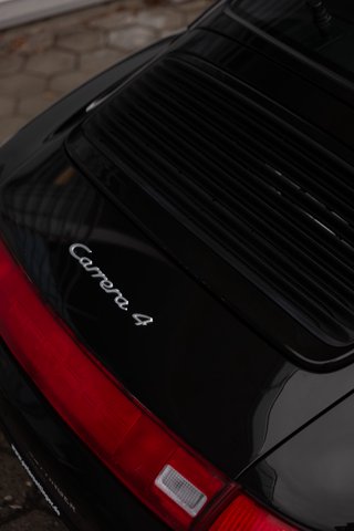 Porsche 993 Carrera 4 Coupé - photo 31