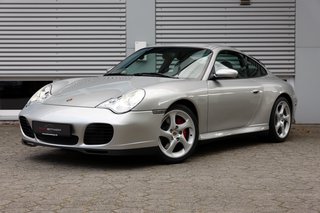 Porsche 996 Carrera 4S Coupé - foto 2