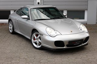 Porsche 996 Carrera 4S Coupé - foto 3