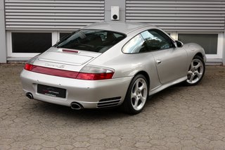 Porsche 996 Carrera 4S Coupé - foto 12