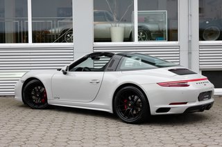 Porsche 991 Targa 4 GTS - photo 3