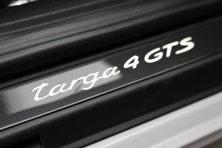 Porsche 991 Targa 4 GTS - photo 16