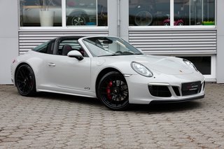 Porsche 991 Targa 4 GTS - photo 12