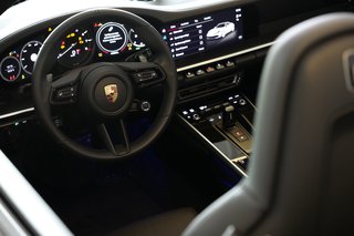 Porsche 992 Carrera Cabriolet - bilder 12