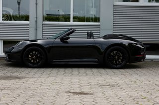 Porsche 992 Carrera Cabriolet - bilder 3