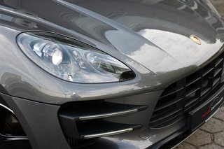 Porsche Macan Turbo Panorama-Glasdach - bilder 20