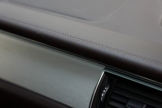 Porsche Macan Turbo Panorama-Glasdach - bilder 14