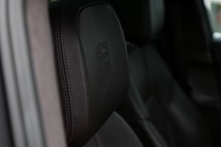 Porsche Macan Turbo Panorama-Glasdach - bilder 12