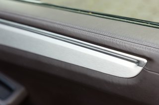 Porsche Macan Turbo Panorama-Glasdach - bilder 15