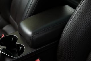 Porsche Macan Turbo Panorama-Glasdach - bilder 18