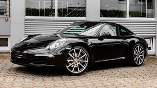 Porsche 991 Carrera Coupé "Black Edition" PDK 3,4 Ltr. Gebrauchtwagen Kaufen | EZ 11/2015