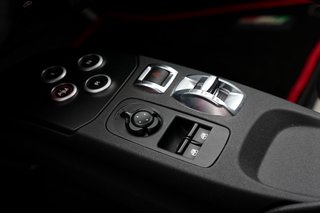 Alfa Romeo 4C 1750 TBi - photo 11