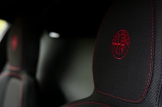 Alfa Romeo 4C 1750 TBi - photo 14