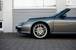 Porsche 997.2 Carrera Cabriolet - Neuer Motor mit nur 20tkm, seltener Spec mit 6-Gang Schaltgetriebe - photo 20