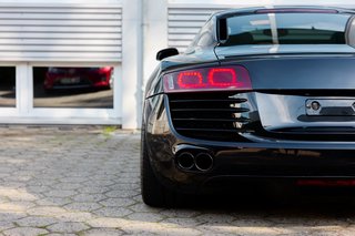Audi R8 Coupe 4.2 FSI quattro - bilder 11