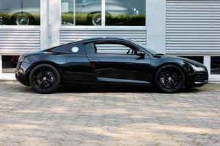 Audi R8 Coupe 4.2 FSI quattro - bilder 9