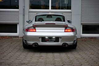 Porsche 996 Turbo Coupé 2 Eigentümer - bilder 6