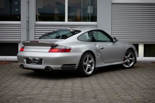 Porsche 996 Turbo Coupé 2 Eigentümer - bilder 9