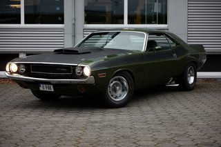 Dodge Challenger T/A 6 Pak Matching Numbers, Rotisserie Restored, 4-Speed Pistol Grip - foto 1