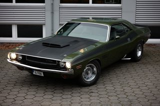 Dodge Challenger T/A 6 Pak Matching Numbers, Rotisserie Restored, 4-Speed Pistol Grip - foto 10