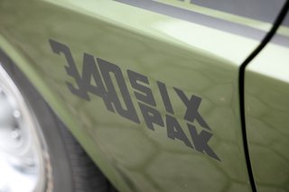 Dodge Challenger T/A 6 Pak Matching Numbers, Rotisserie Restored, 4-Speed Pistol Grip - foto 17