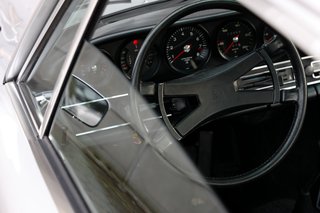 Porsche 911 S Coupé 2,4 Ltr. Ölklappen-Modell - photo 10